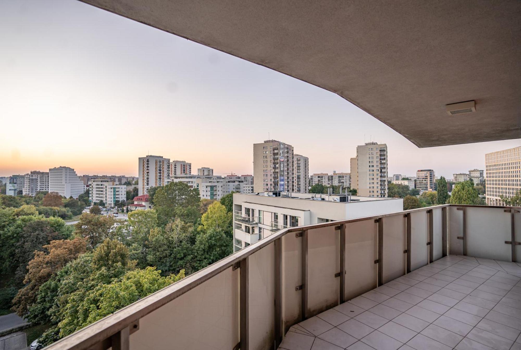 Waw Mokotów pokoje Manhattan Varsóvia Exterior foto